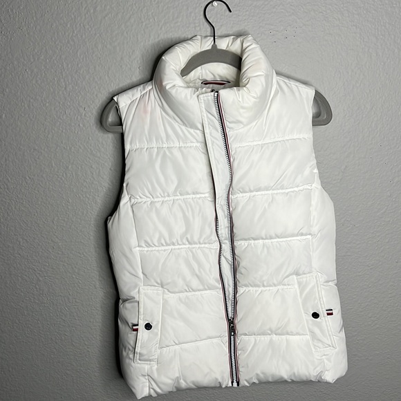 Tommy Hilfiger Jackets & Blazers - Tommy Hilfiger Puffer Vest